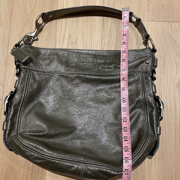 Coach Hobo Purse, Paten Leather Metallic - Picture 10 of 10